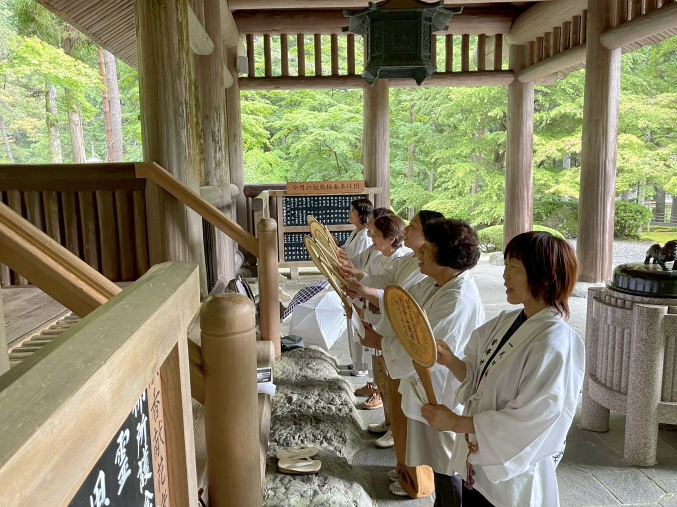 7F93C44C-3329-486E-BCC8-7A97E40753D3